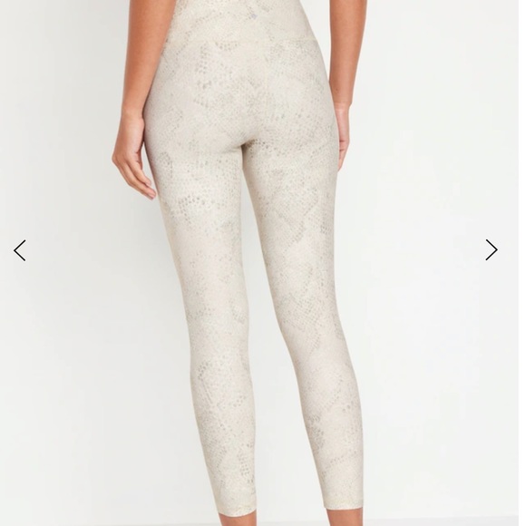 - NWT OLD NAVY High-Waisted PowerSoft 7/8 Leggings  Color:  Rattlesnake Pr… - Picture 2 of 10